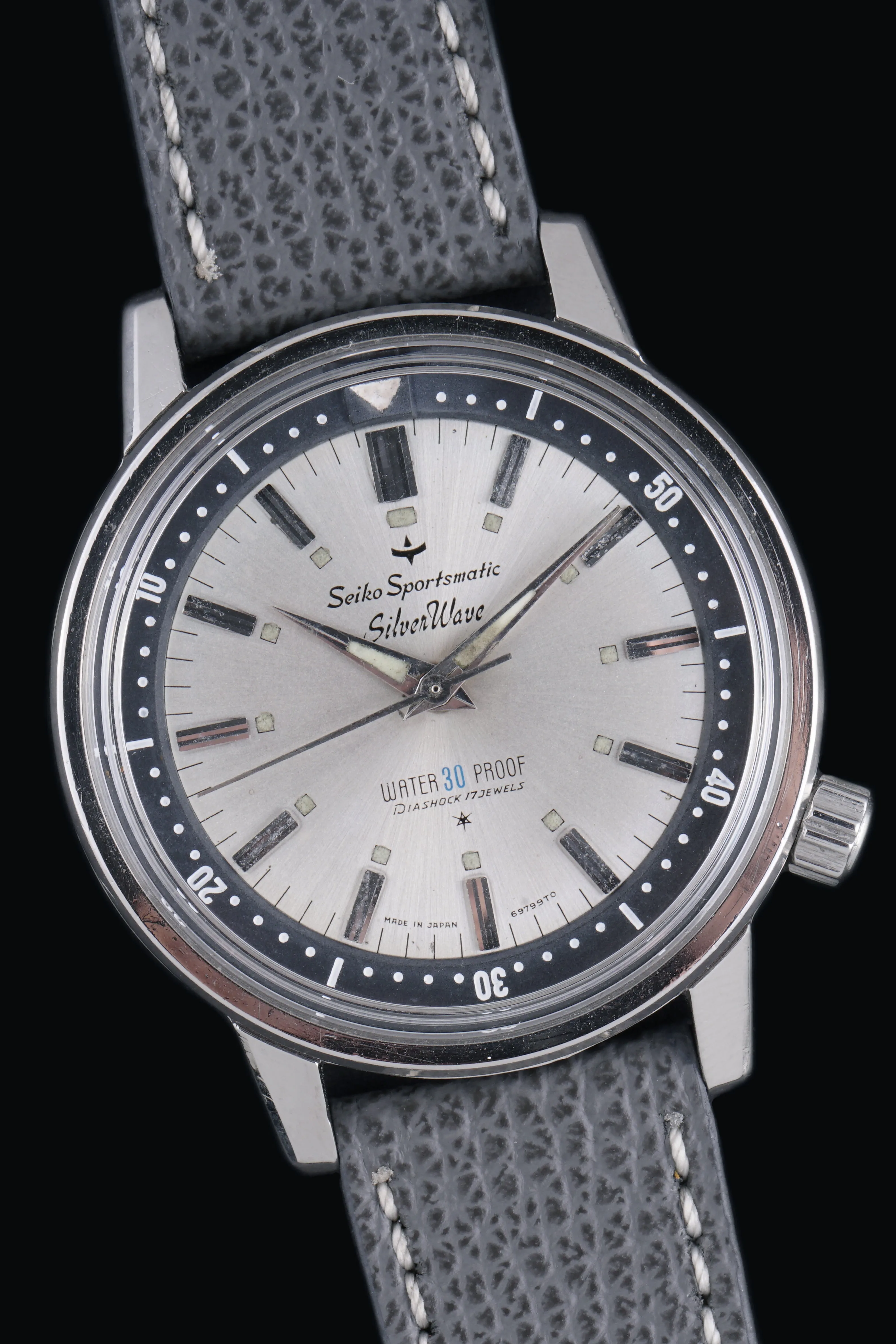 1964 Seiko Sportsmatic Silver Wave (Ref. 697990)