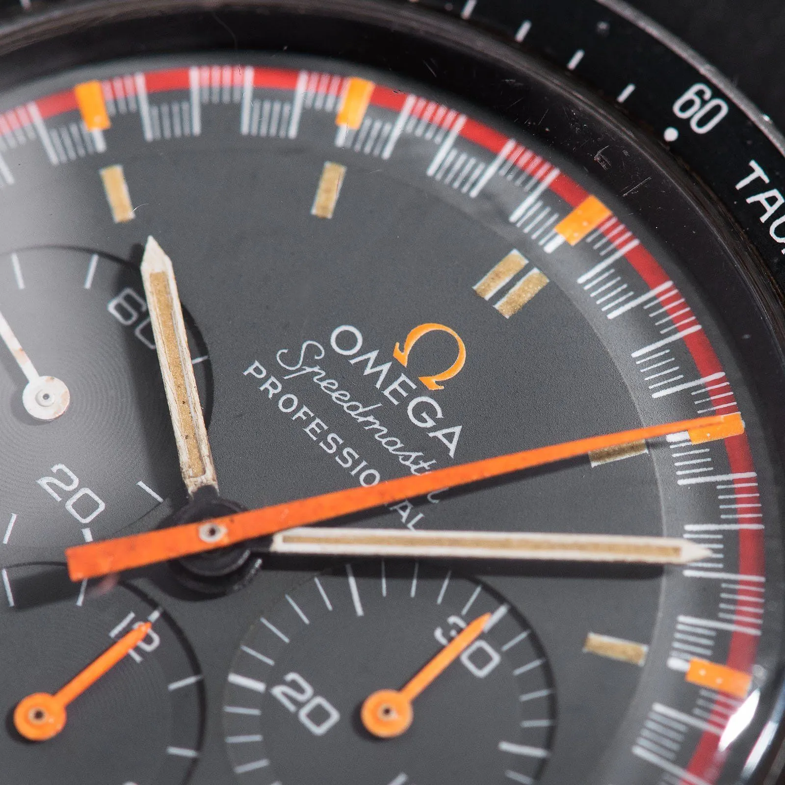 Omega Speedmaster 2nd Generation Racing Dial 145.022 69ST