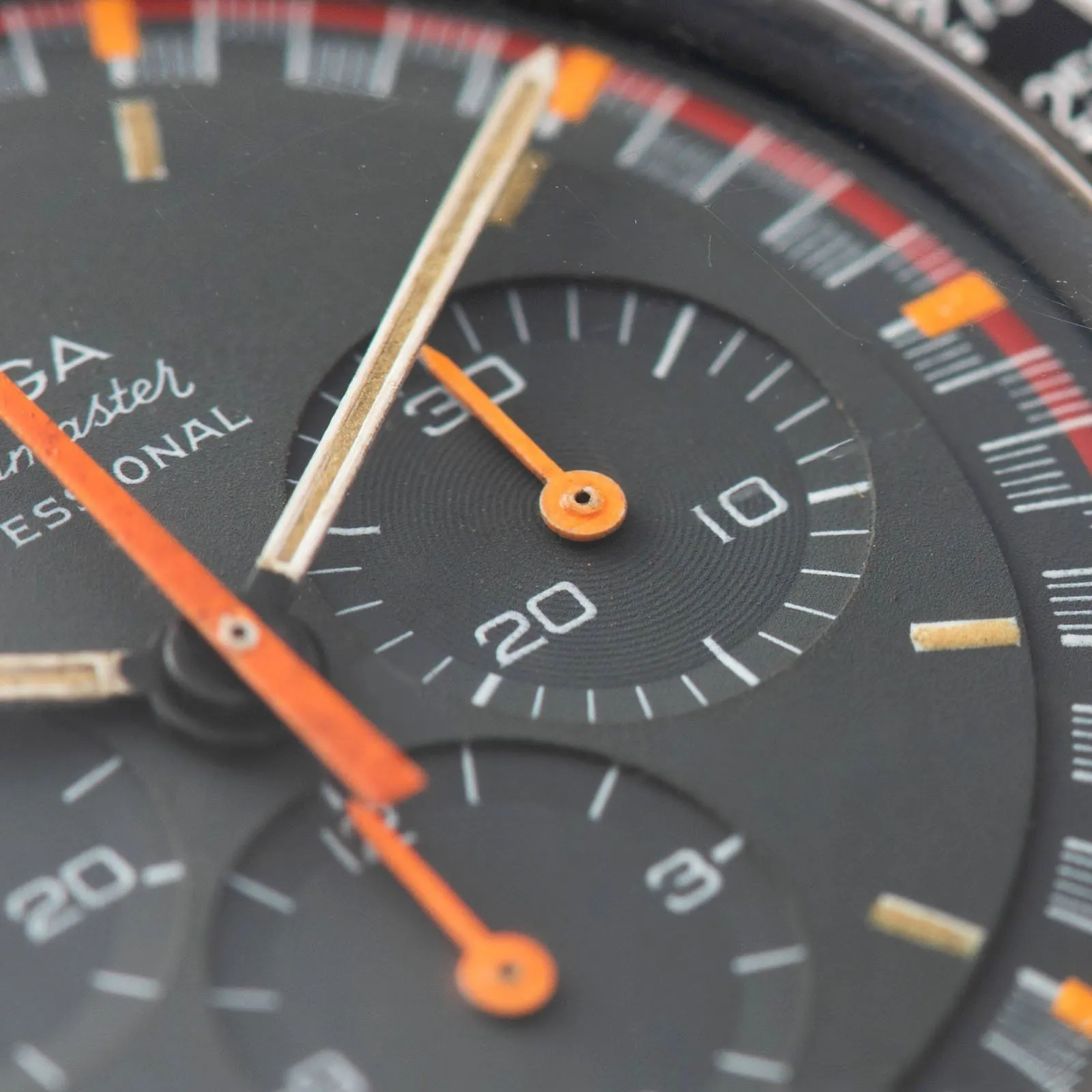 Omega Speedmaster 2nd Generation Racing Dial 145.022 69ST